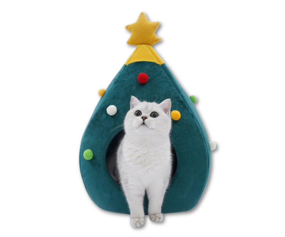 Festive Feline Retreat: Filz-Katzenhaus in Weihnachtsbaumform