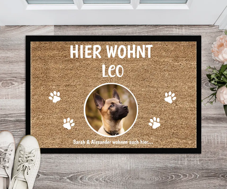 Personalisierte Haustier Fußmatte 'Hier wohnt' mit eigenem Foto