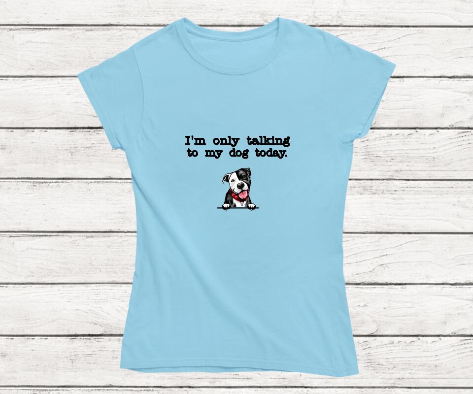 Personalisiertes T-Shirt mit Hund frauen himmelblau